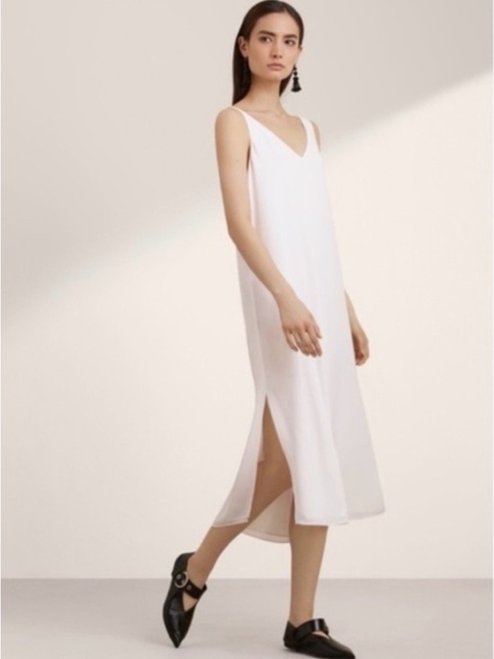 Babaton Dresses & Skirts - Babaton  slip dress